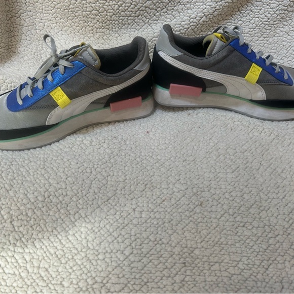 Puma Men's Gray, Blue, and Yellow Sneakers - Picture 5 of 10
